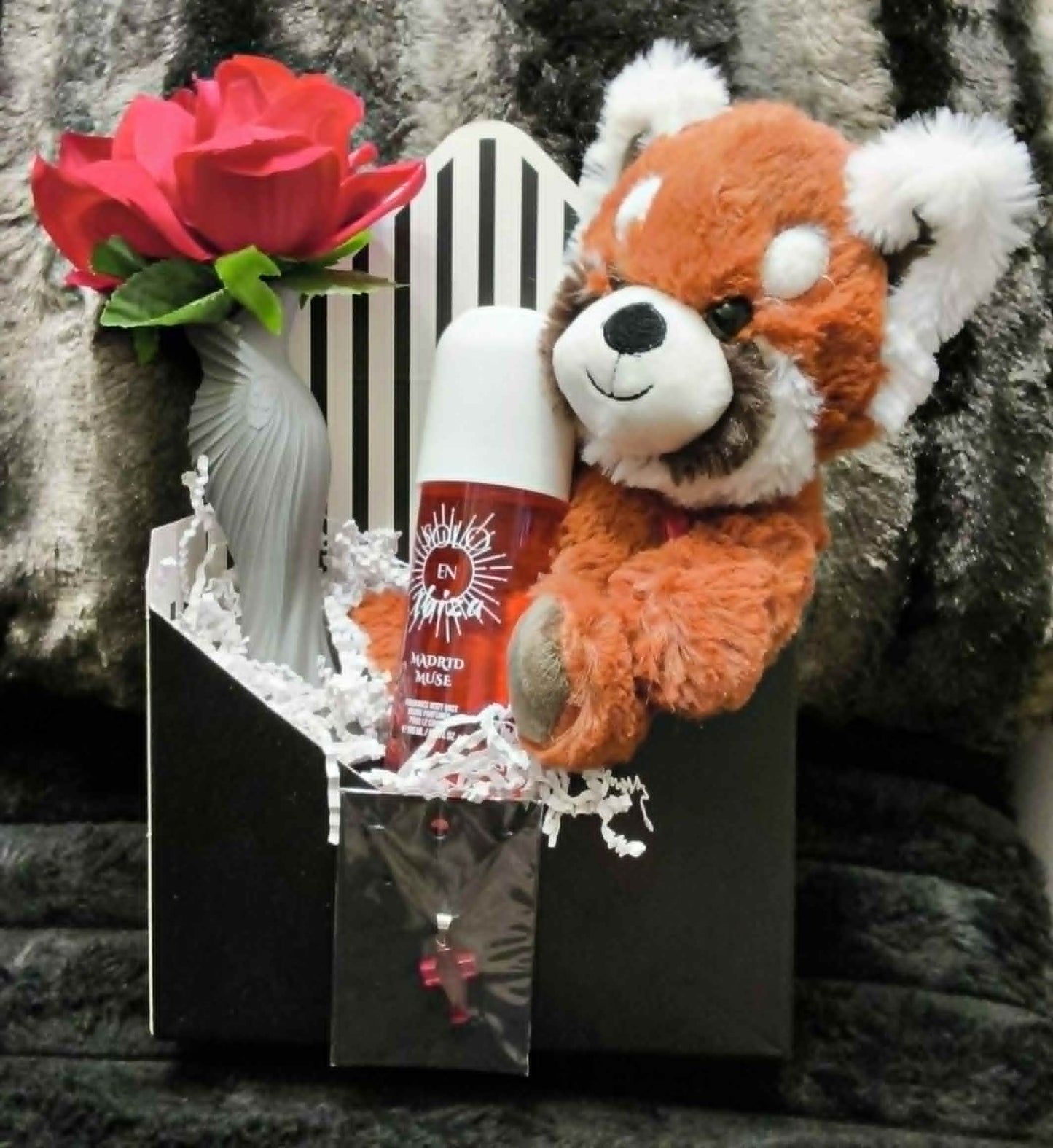 Custom-Made Gift Arrangement β Madrid Nights