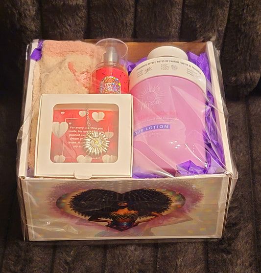 Custom-Made Gift Arrangement – Naturally Blessed